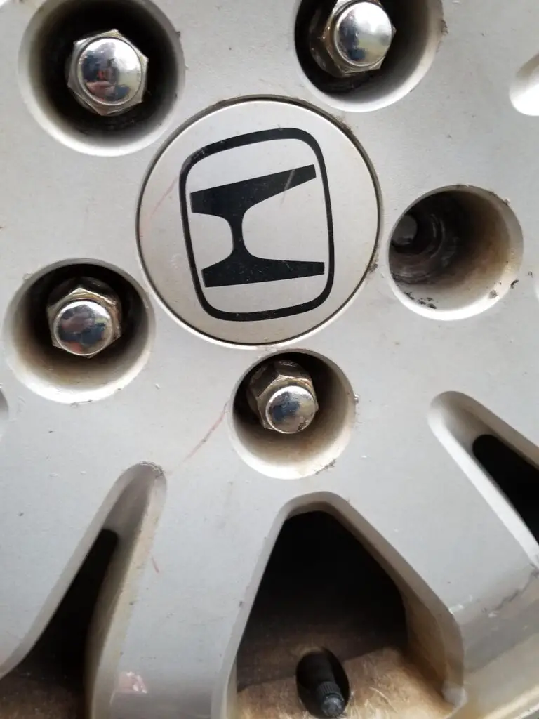 Is It Safe to Drive With a Broken Wheel Stud?