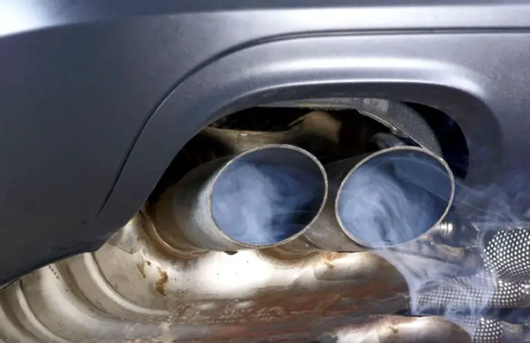 Car Exhaust Smell Like Ammonia