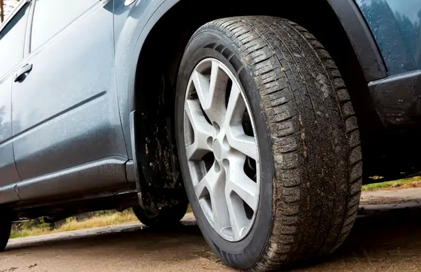 How to Measure Tire Tread with a Quarter