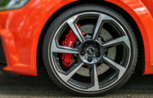 How to Keep Hubcaps from Falling Off
